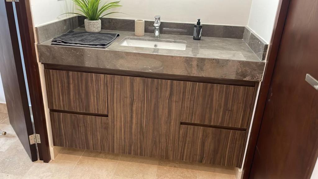Maderi – Catalogo de diseños de baños en Mérida (6)