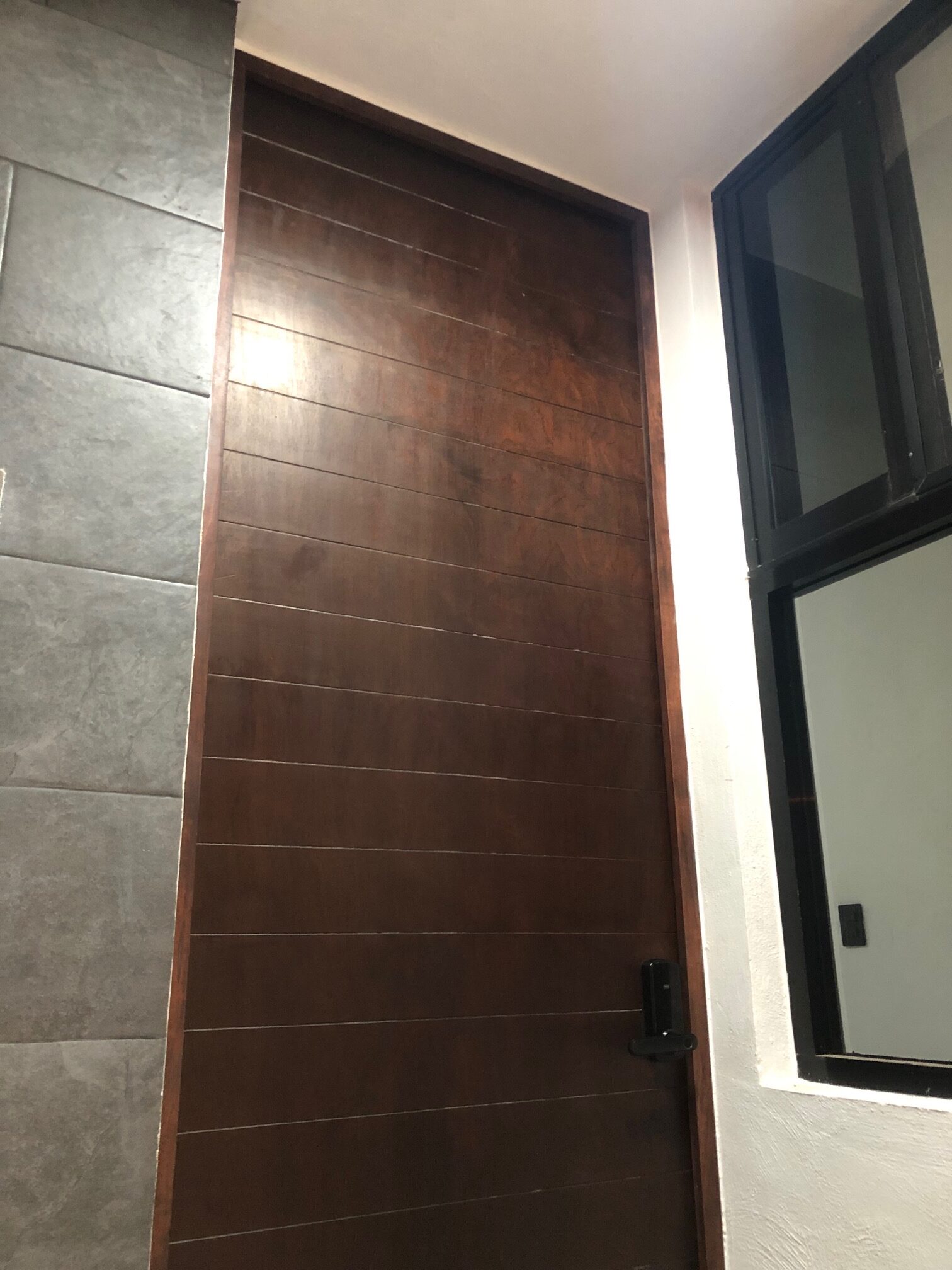 Servicios de puertas y proyectos de carpinteria (15)