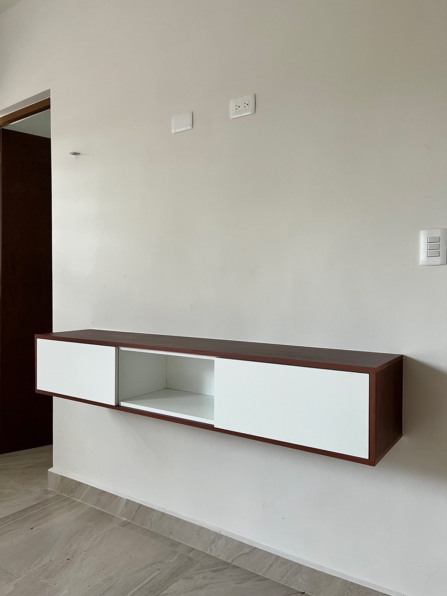 Servicios de puertas y proyectos de carpinteria (17)